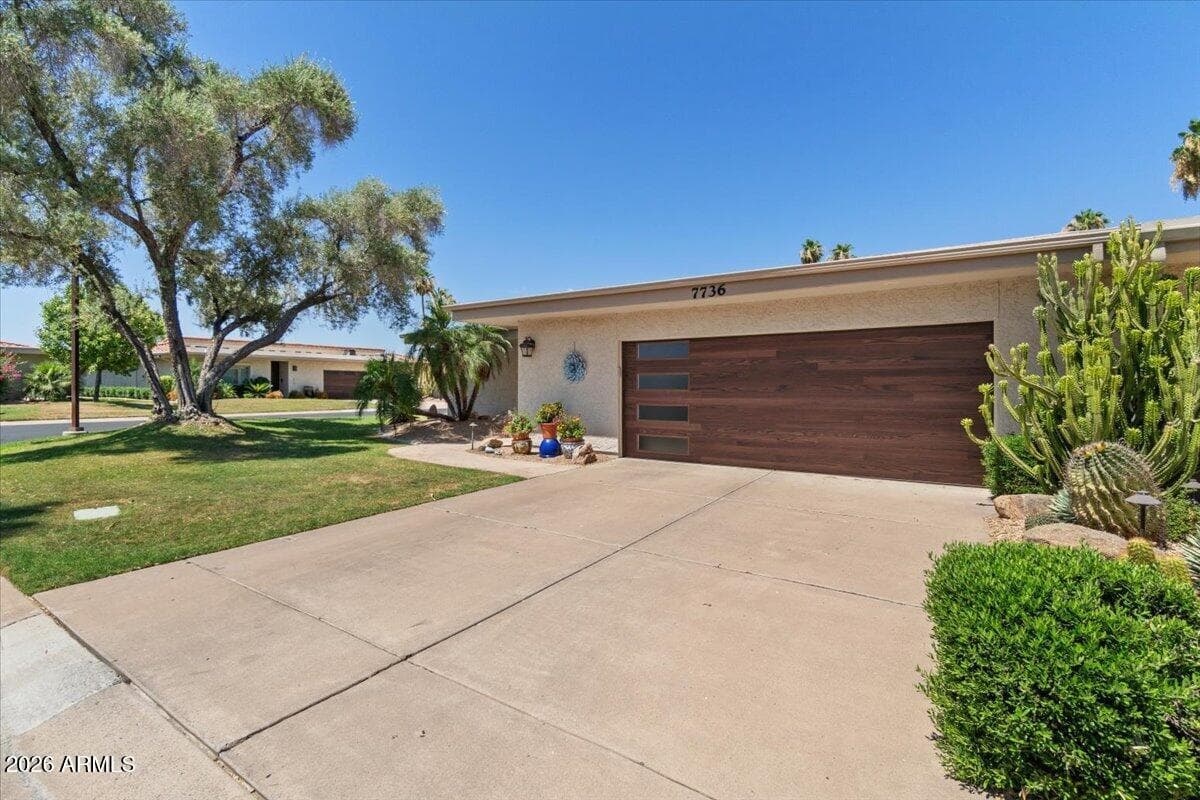 7736 E BISBEE Road, Scottsdale, AZ 85258 — photo 6 of 66