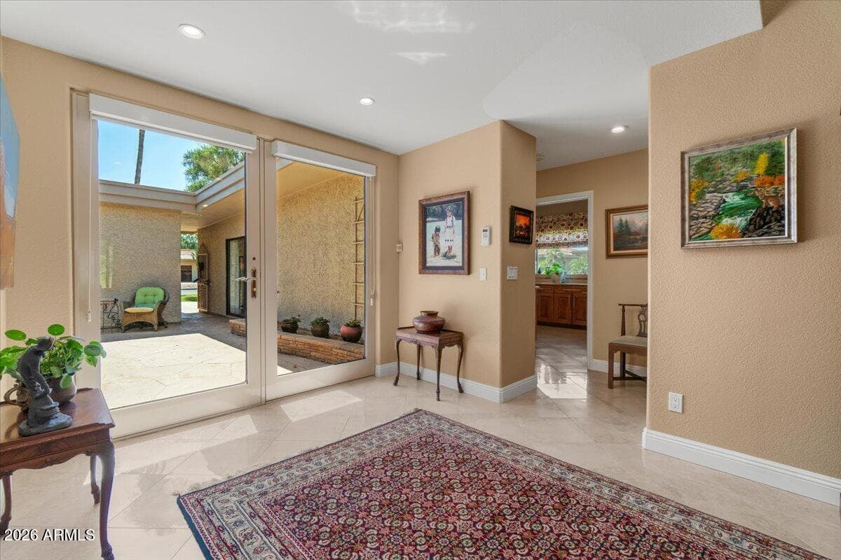 7736 E BISBEE Road, Scottsdale, AZ 85258 — photo 9 of 66