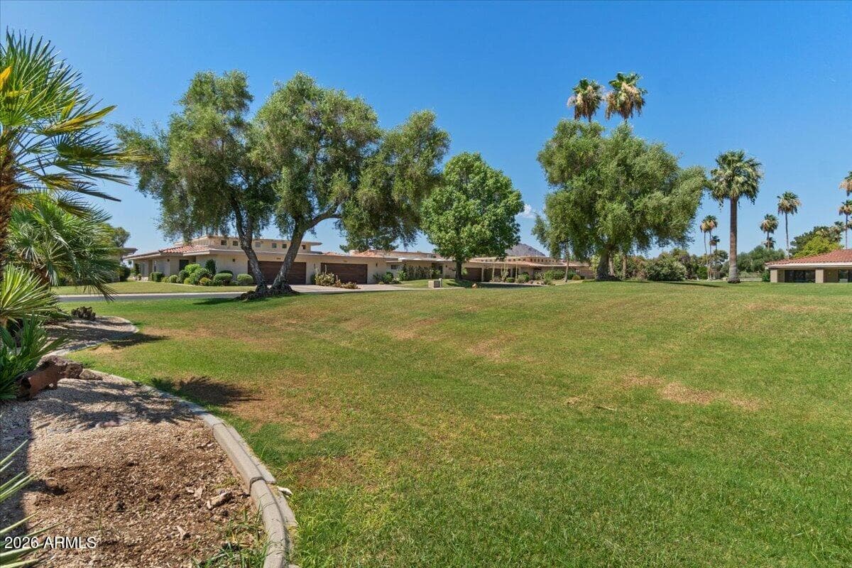 7736 E BISBEE Road, Scottsdale, AZ 85258 — photo 48 of 66
