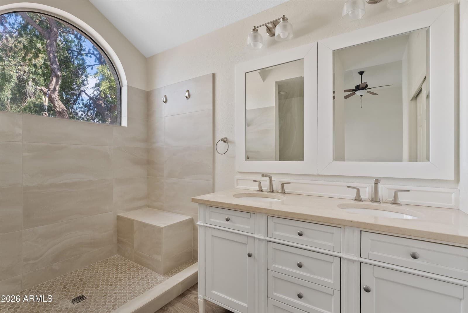 8515 S MAPLE Avenue, Tempe, AZ 85284 — photo 32 of 33