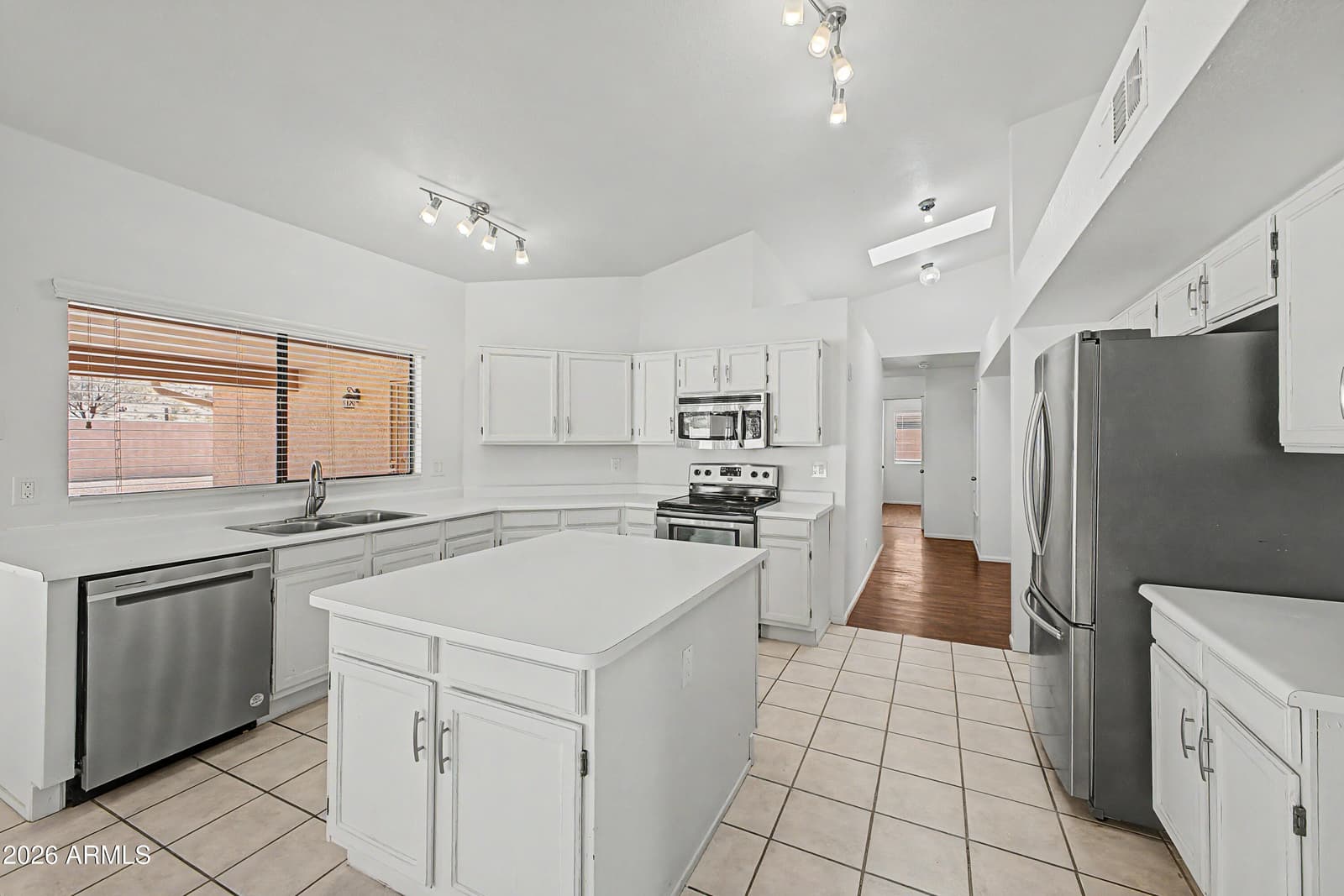 3322 E DRY CREEK Road, Phoenix, AZ 85044 — photo 31 of 66