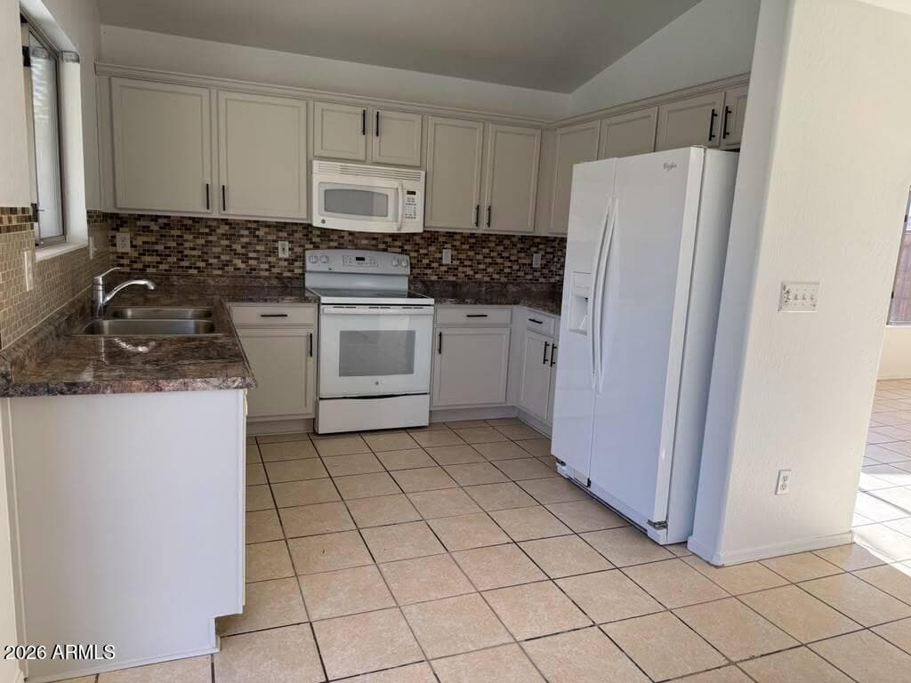 6617 W NEZ PERCE Street, Phoenix, AZ 85043 — photo 7 of 18