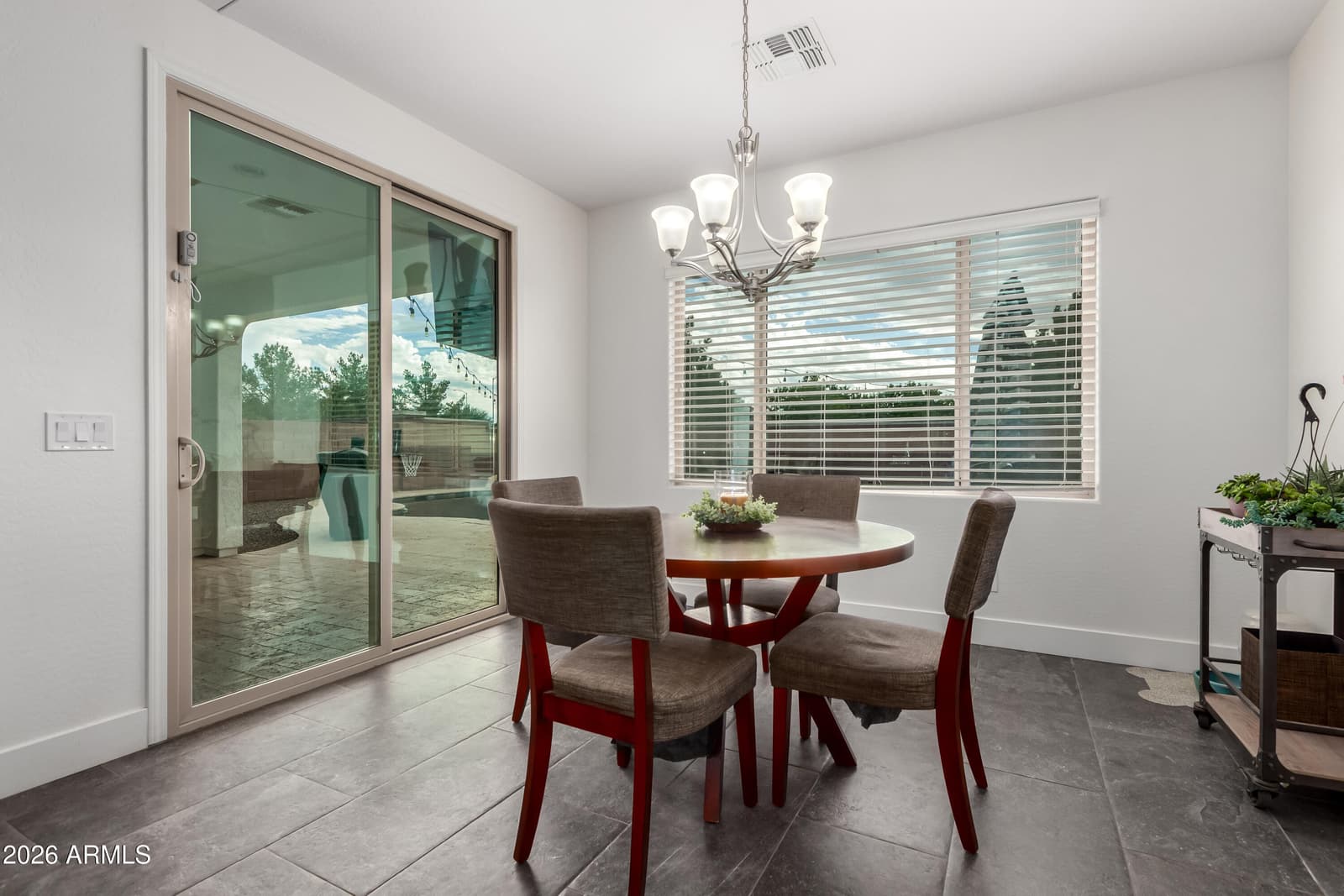 10815 E RAMBLEWOOD Circle, Mesa, AZ 85212 — photo 11 of 28