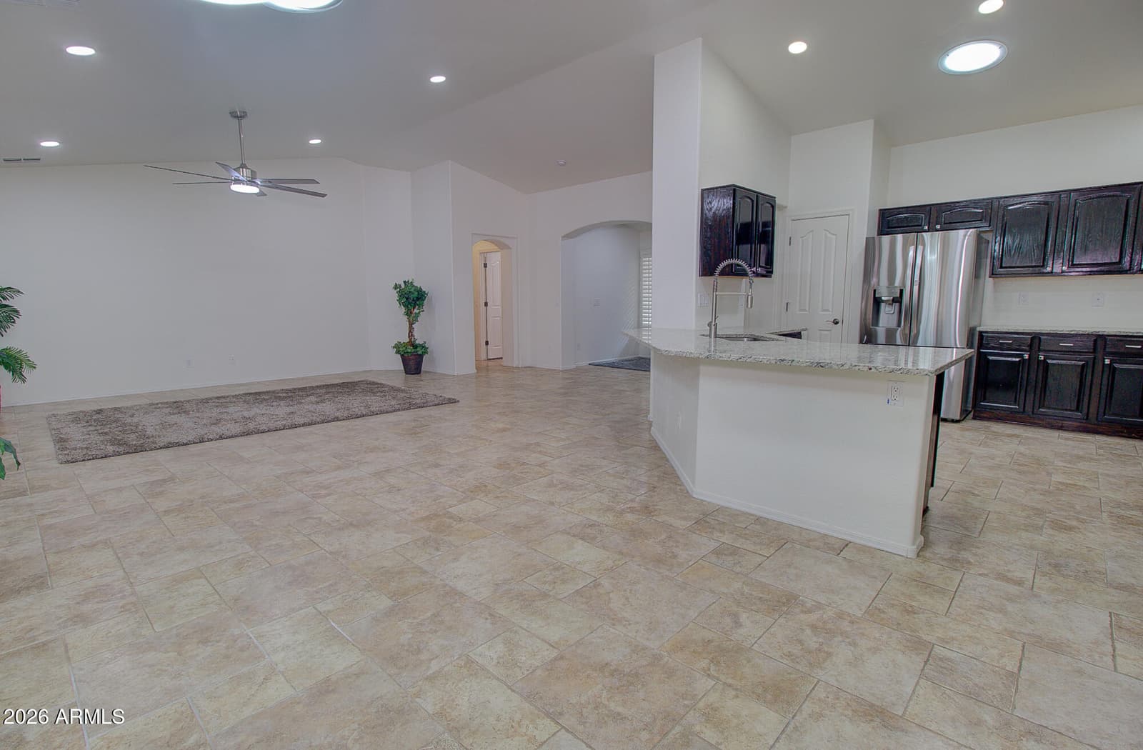 167 S HANCOCK Trail, Casa Grande, AZ 85194 — photo 10 of 33