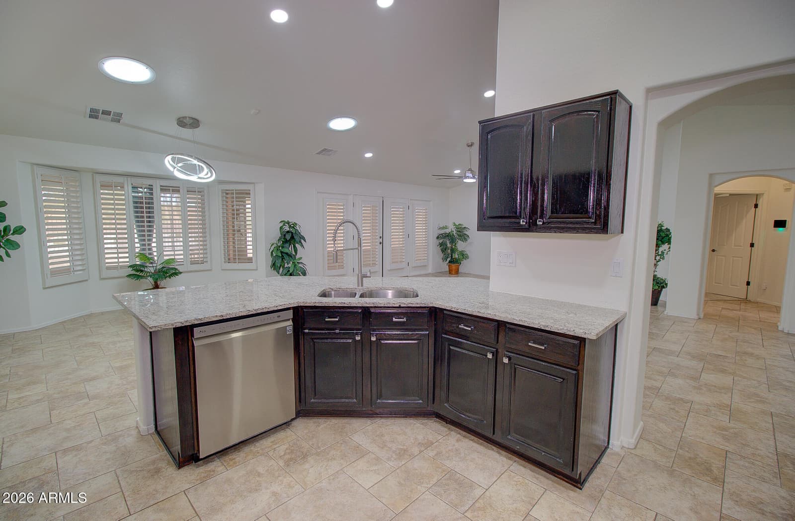 167 S HANCOCK Trail, Casa Grande, AZ 85194 — photo 13 of 33