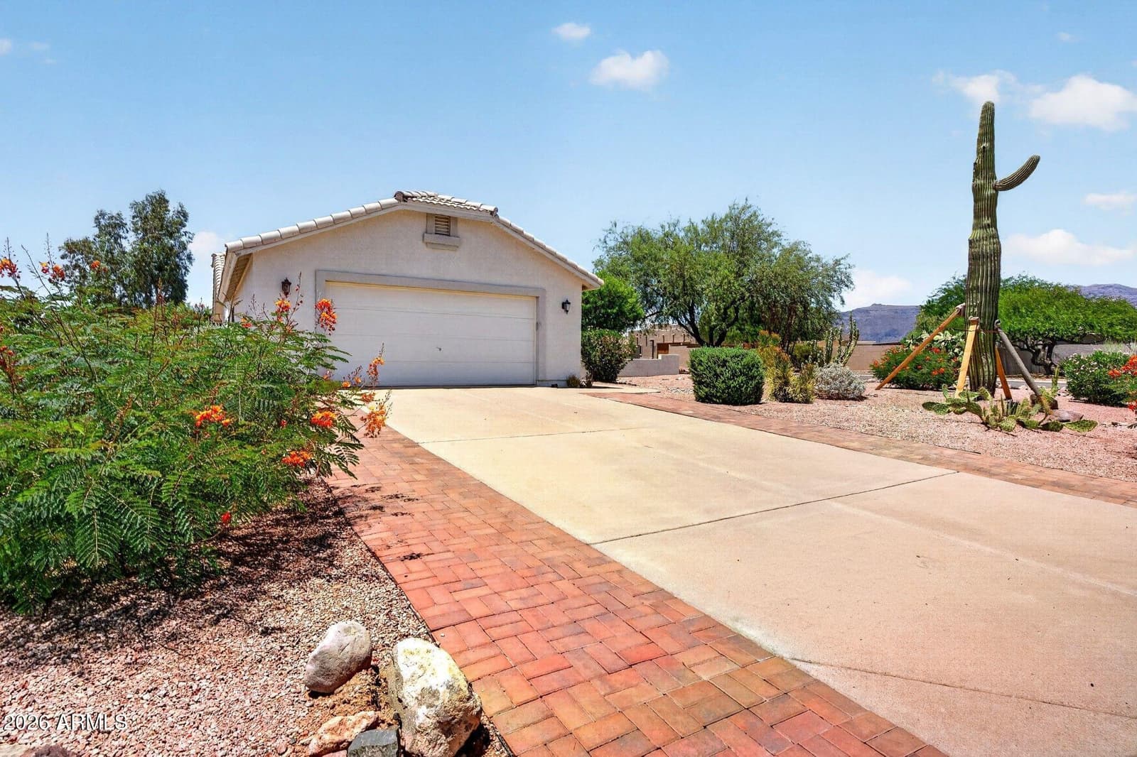 9421 E SLEEPY HOLLOW Trail, Gold Canyon, AZ 85118 — photo 3 of 42