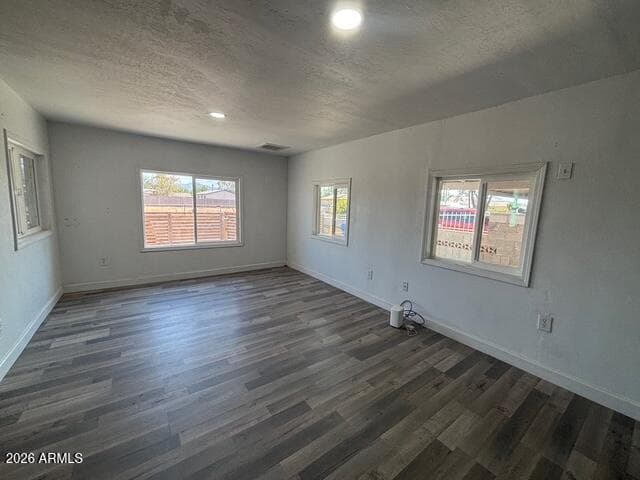 11014 W COCOPAH Street, Avondale, AZ 85323 — photo 9 of 29
