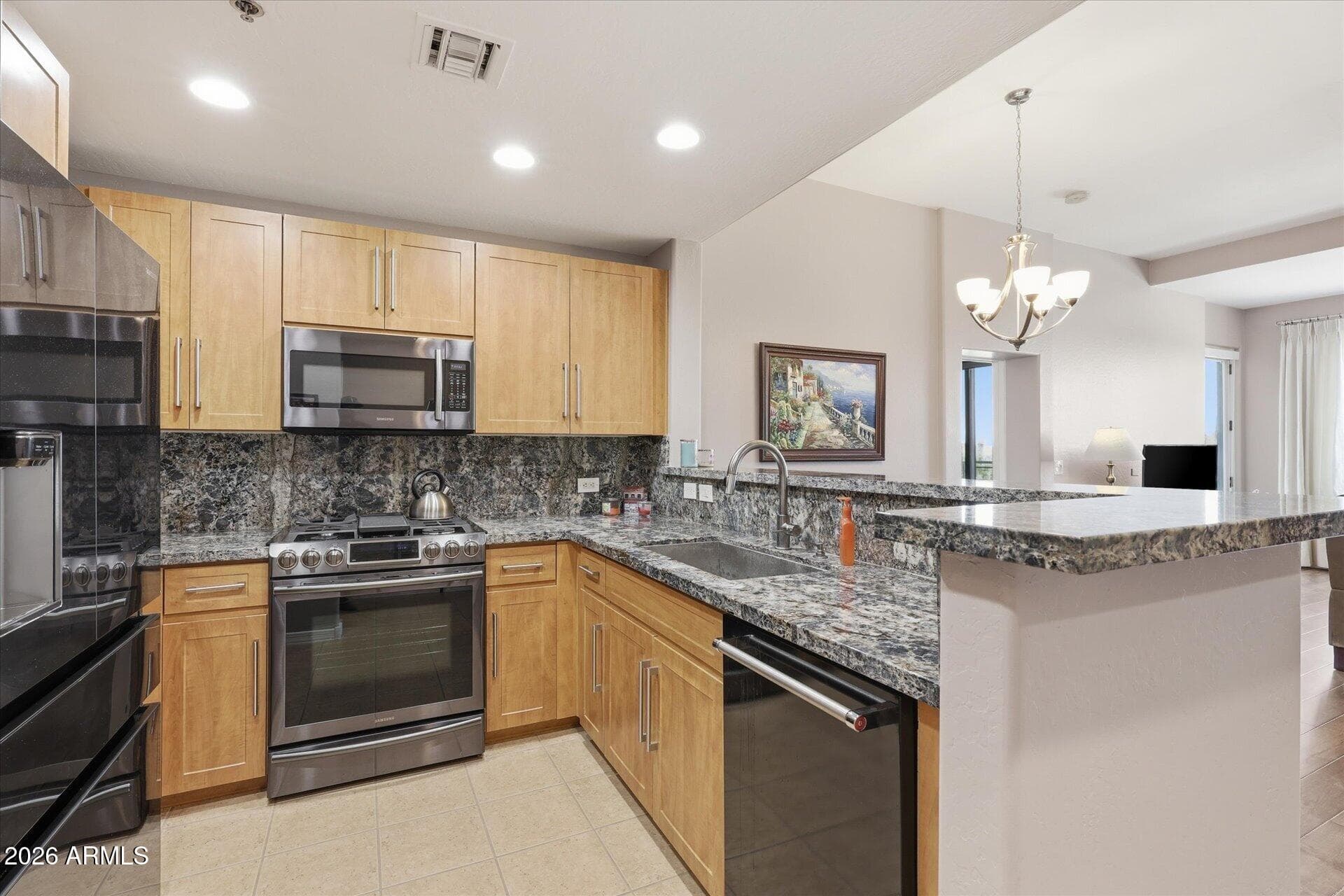 17 W VERNON Avenue 514, Phoenix, AZ 85003 — photo 2 of 51
