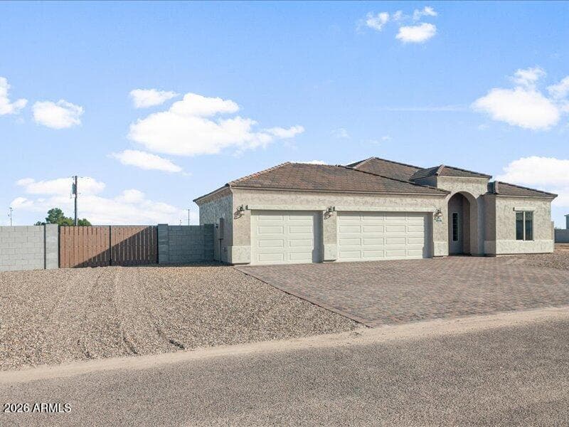 8611 W MISSION HILLS Drive, Arizona City, AZ 85123 — photo 3 of 32