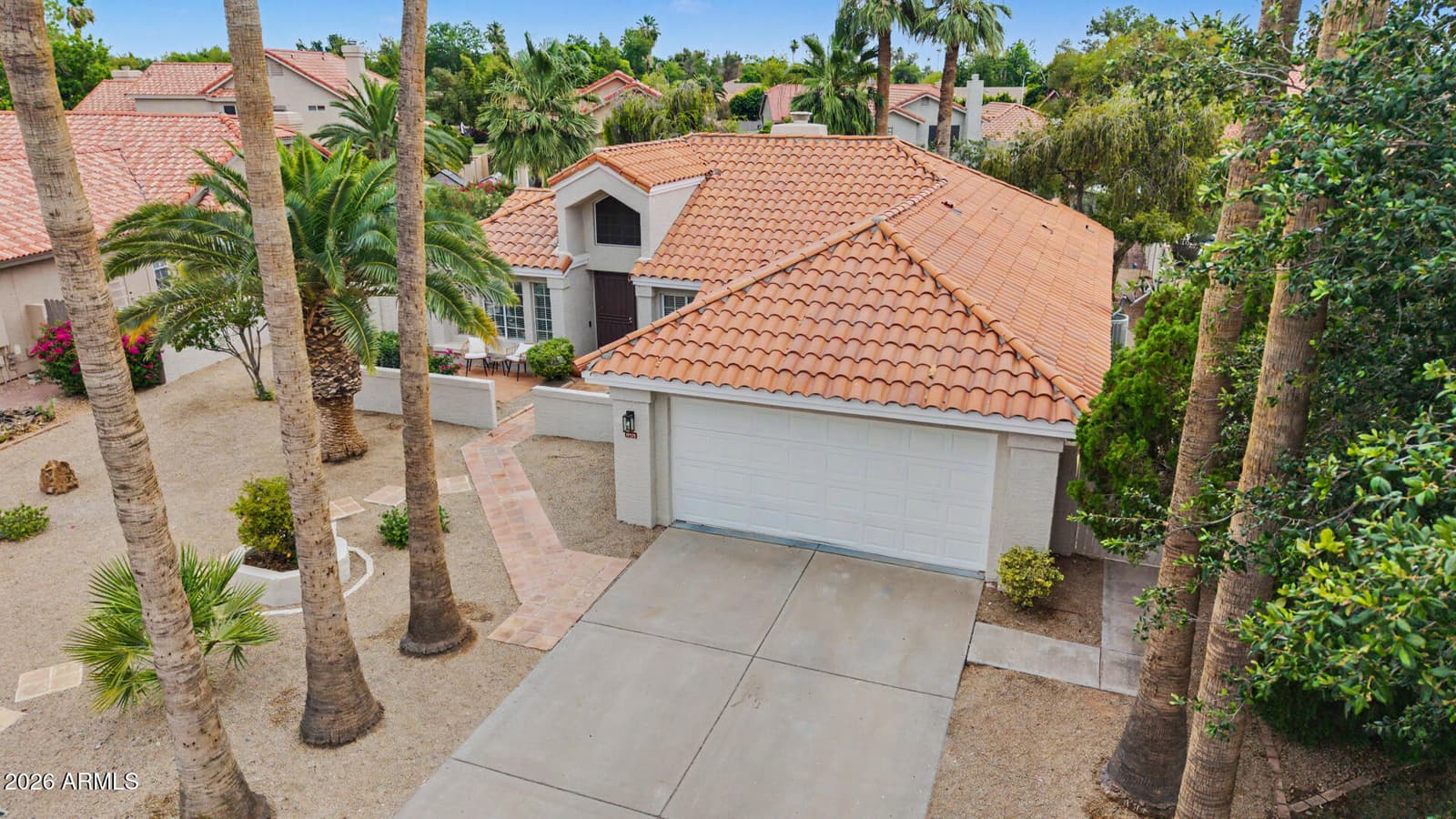 8515 S MAPLE Avenue, Tempe, AZ 85284 — photo 3 of 33