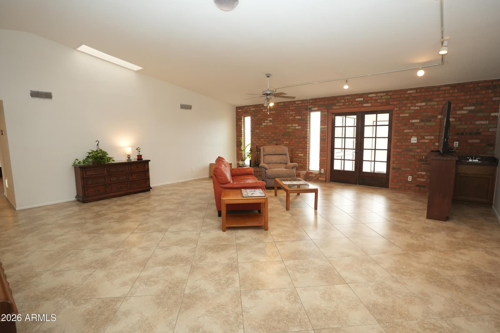 10843 N 23rd Street, Phoenix, AZ 85028 — photo 8 of 36