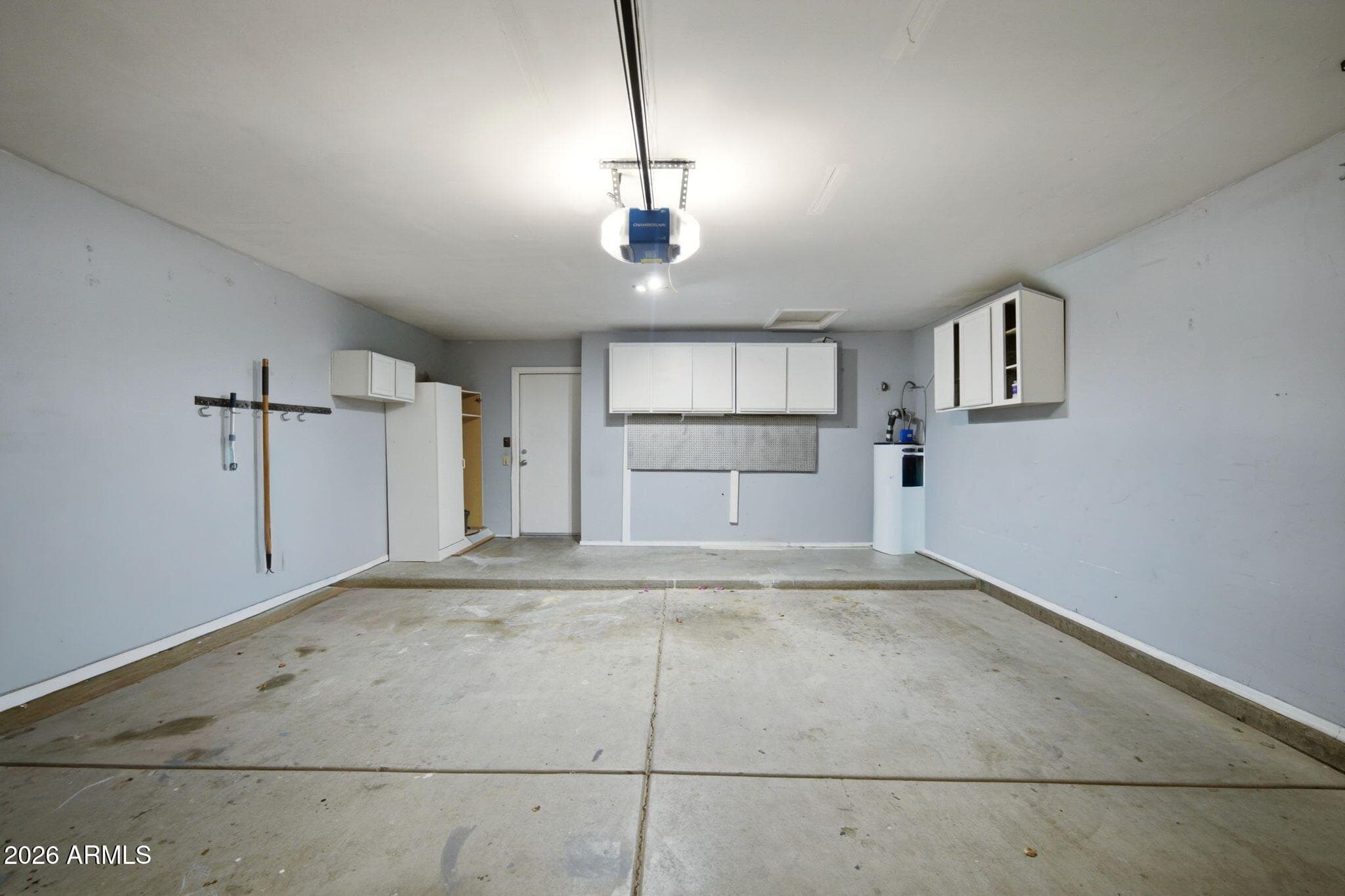 902 W SEQUOIA Drive, Phoenix, AZ 85027 — photo 31 of 44