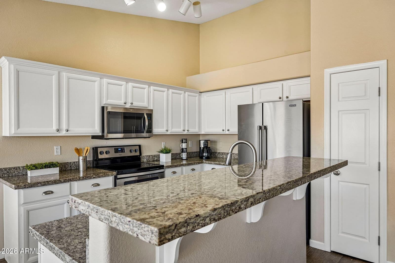 10834 W Quail Avenue, Peoria, AZ 85373 — photo 8 of 37