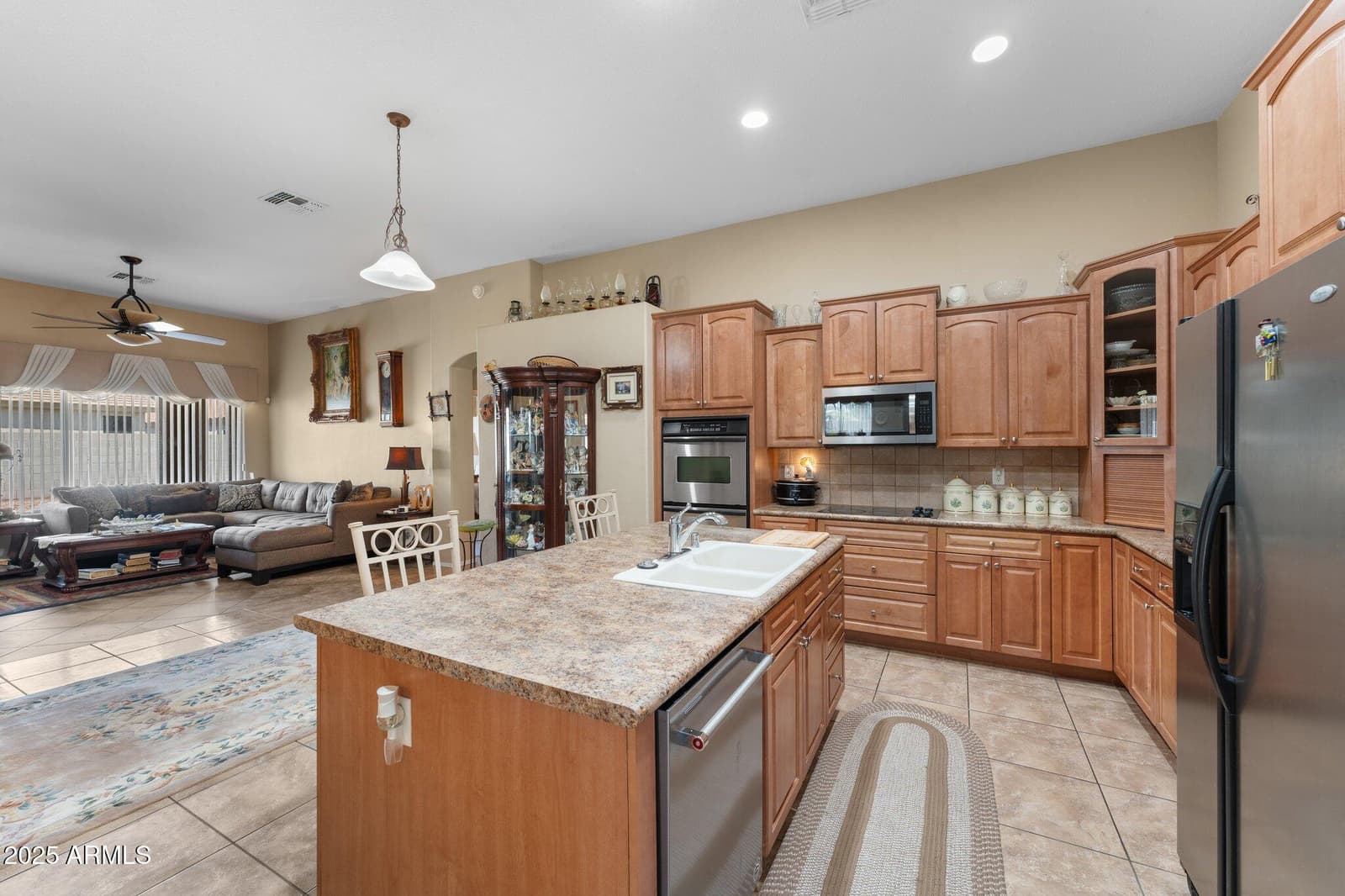 14694 W MANDALAY Lane, Surprise, AZ 85379 — photo 14 of 33
