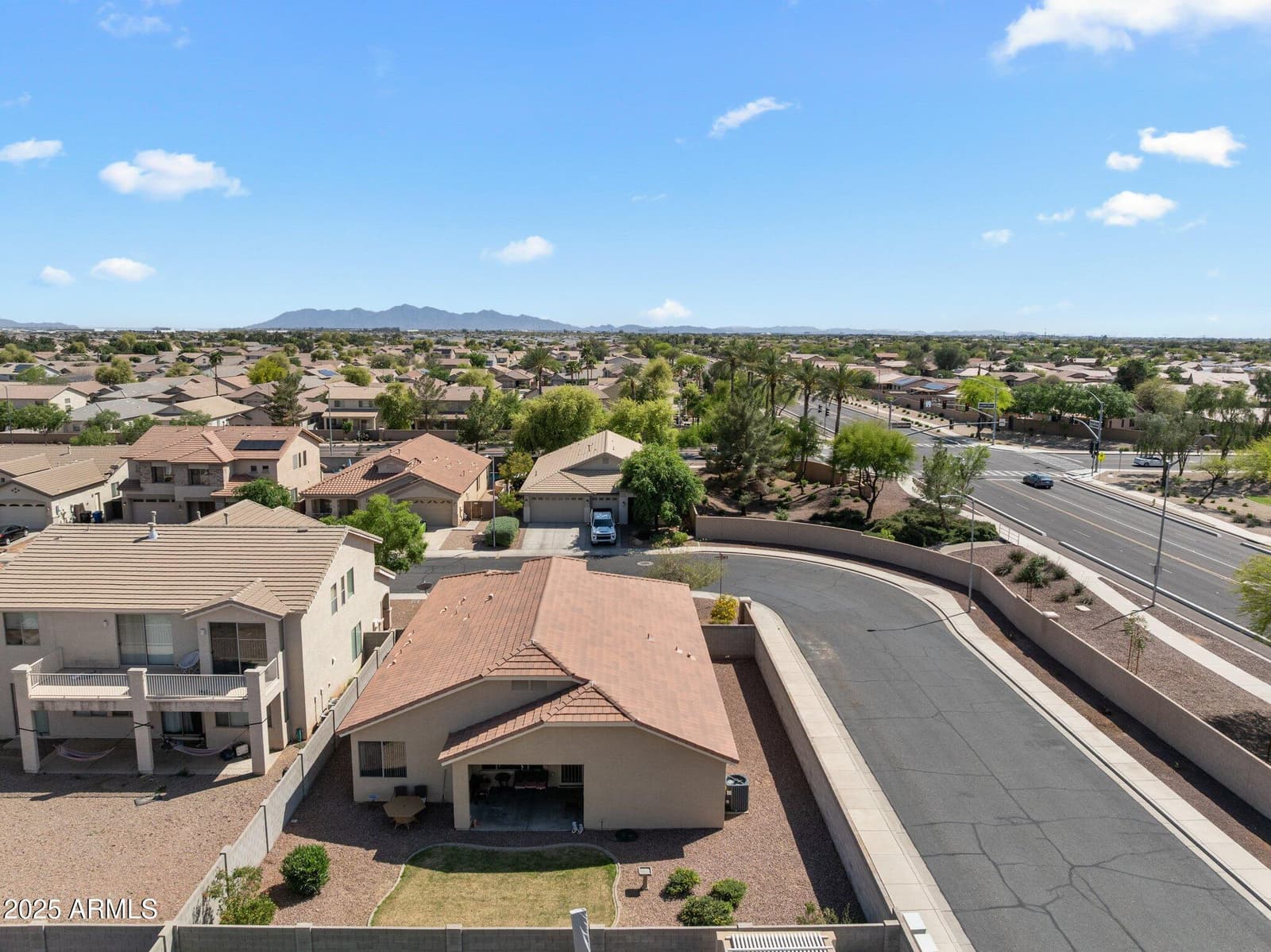 14694 W MANDALAY Lane, Surprise, AZ 85379 — photo 30 of 33