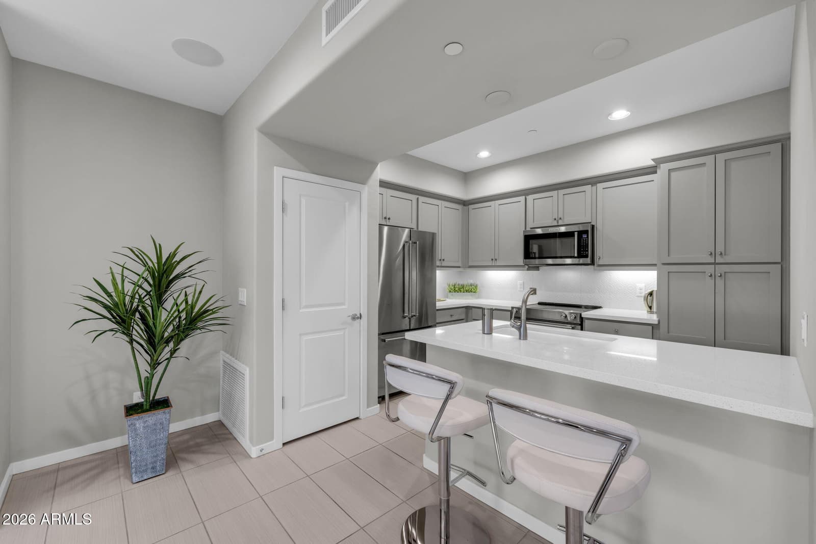 3935 E ROUGH RIDER Road 1365, Phoenix, AZ 85050 — photo 18 of 82