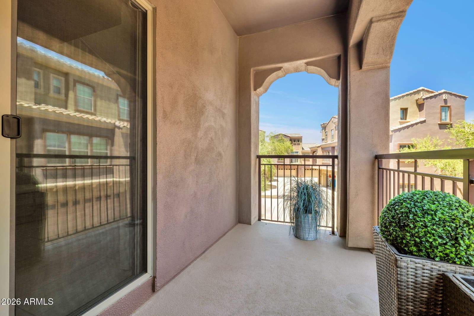 3935 E ROUGH RIDER Road 1365, Phoenix, AZ 85050 — photo 46 of 82