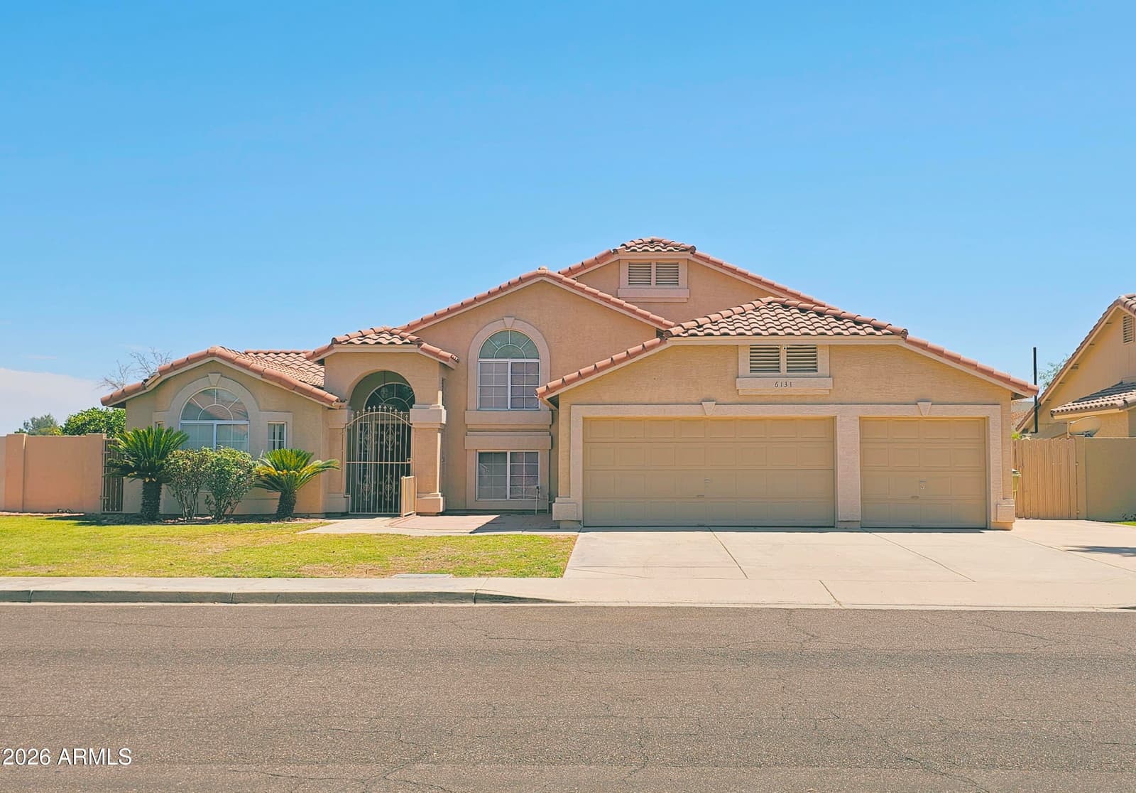 6131 W DESERT COVE Avenue, Glendale, AZ 85304 — photo 1 of 39