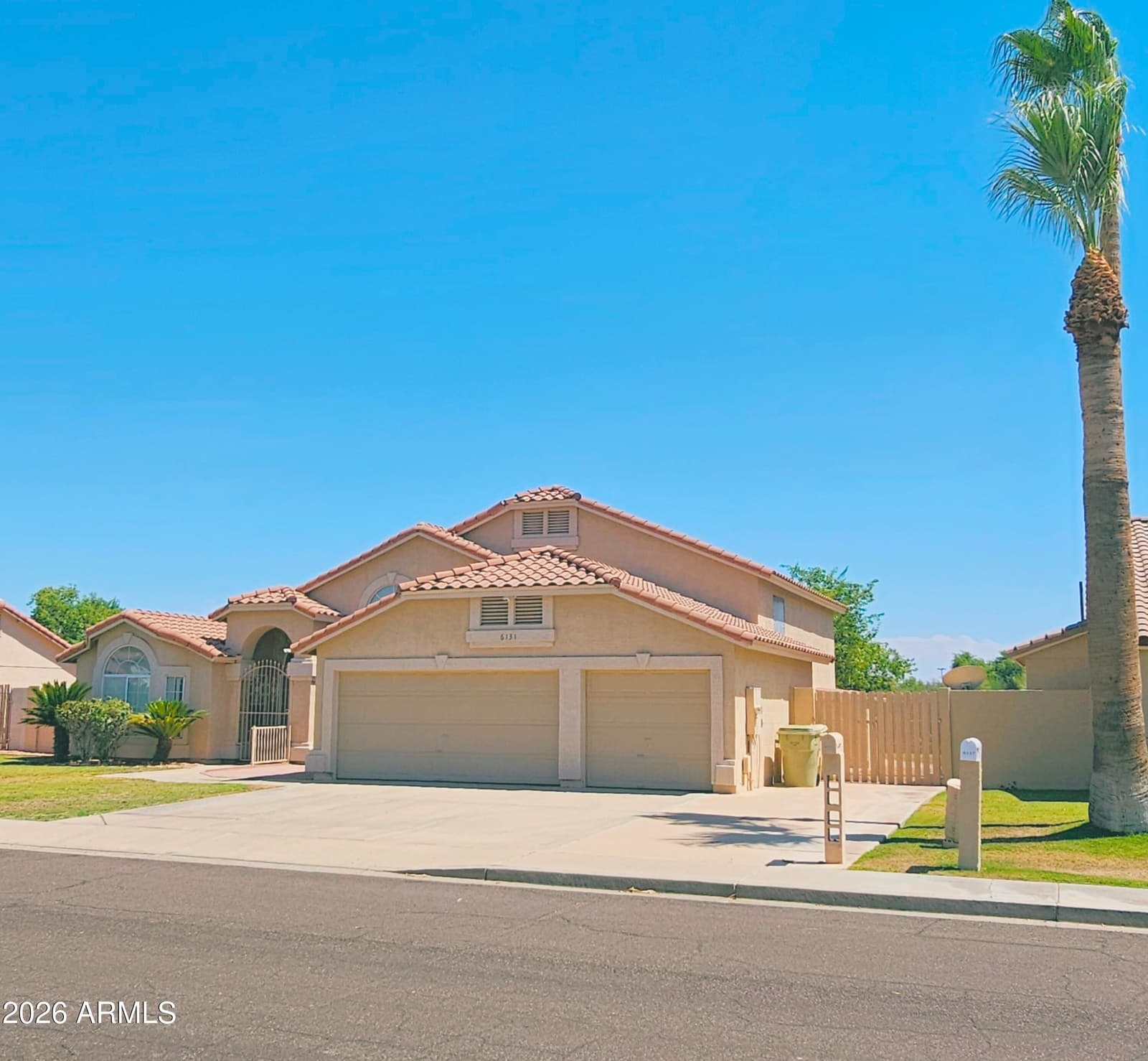 6131 W DESERT COVE Avenue, Glendale, AZ 85304 — photo 3 of 39
