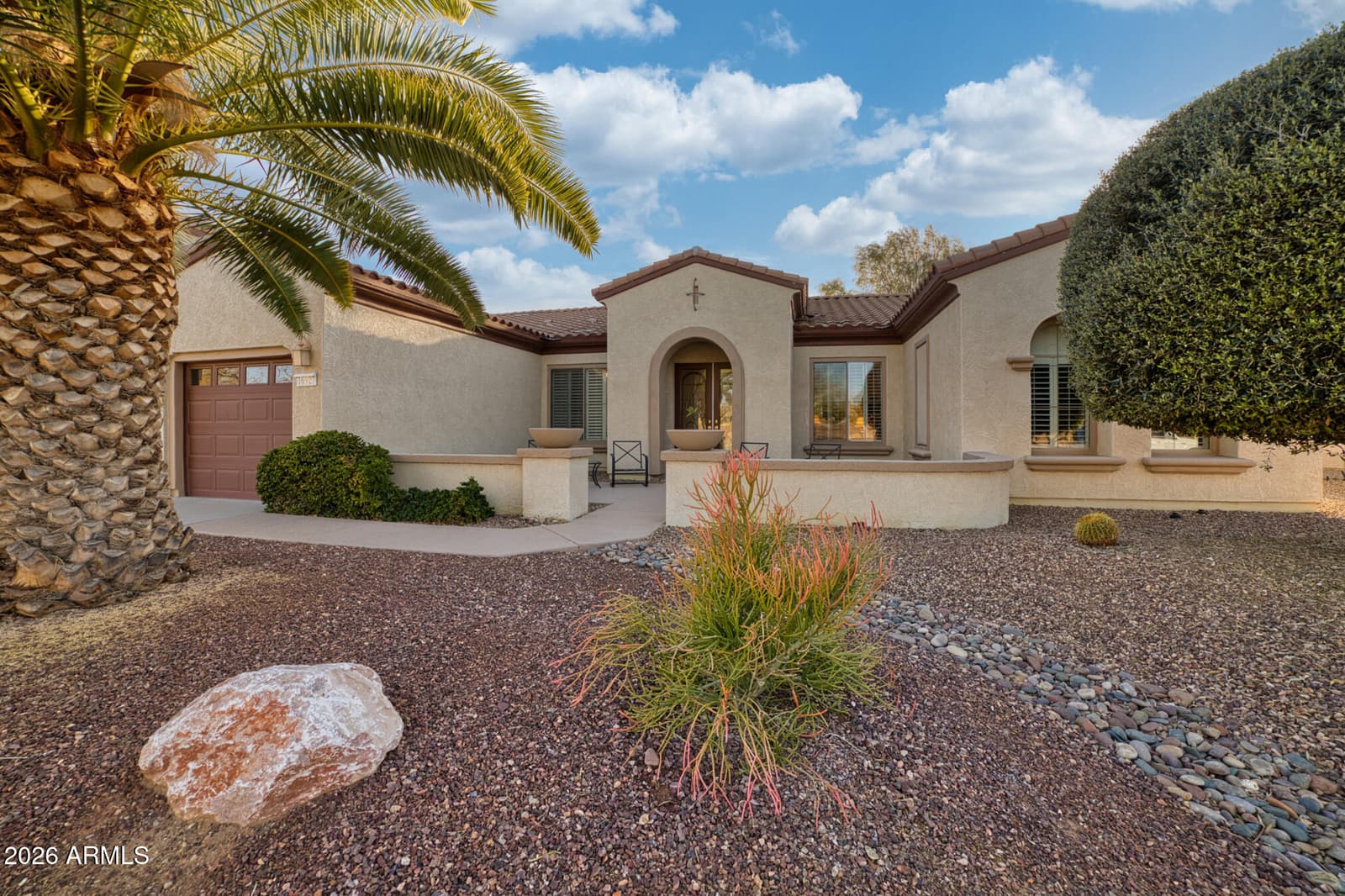 16927 W DESERT BLOSSOM Way, Surprise, AZ 85387 — photo 3 of 52