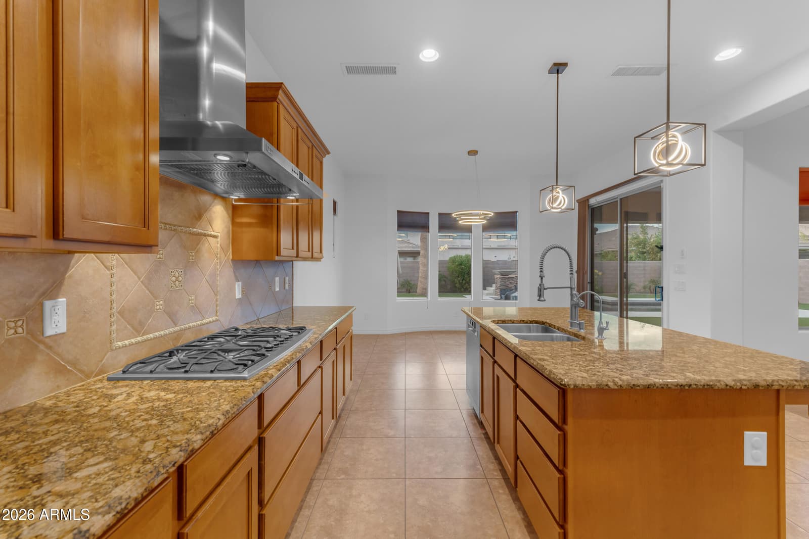 40 W TONTO Drive, Chandler, AZ 85248 — photo 12 of 62