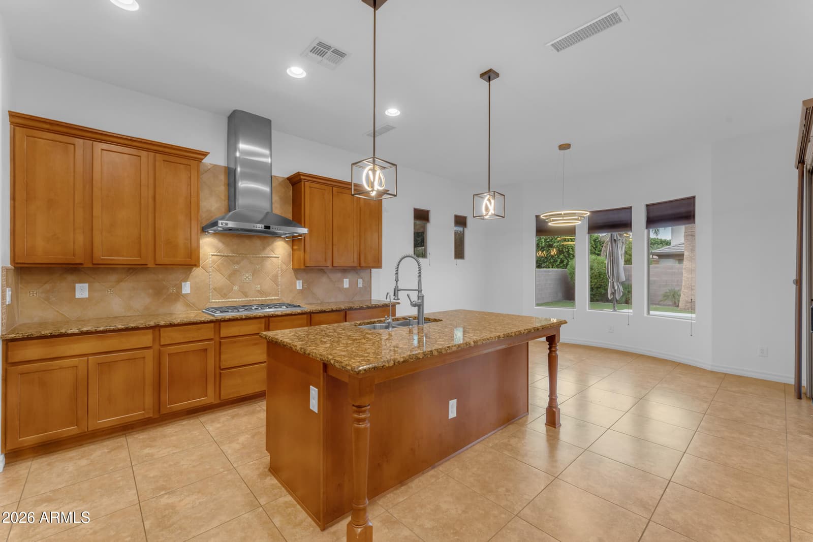 40 W TONTO Drive, Chandler, AZ 85248 — photo 15 of 62
