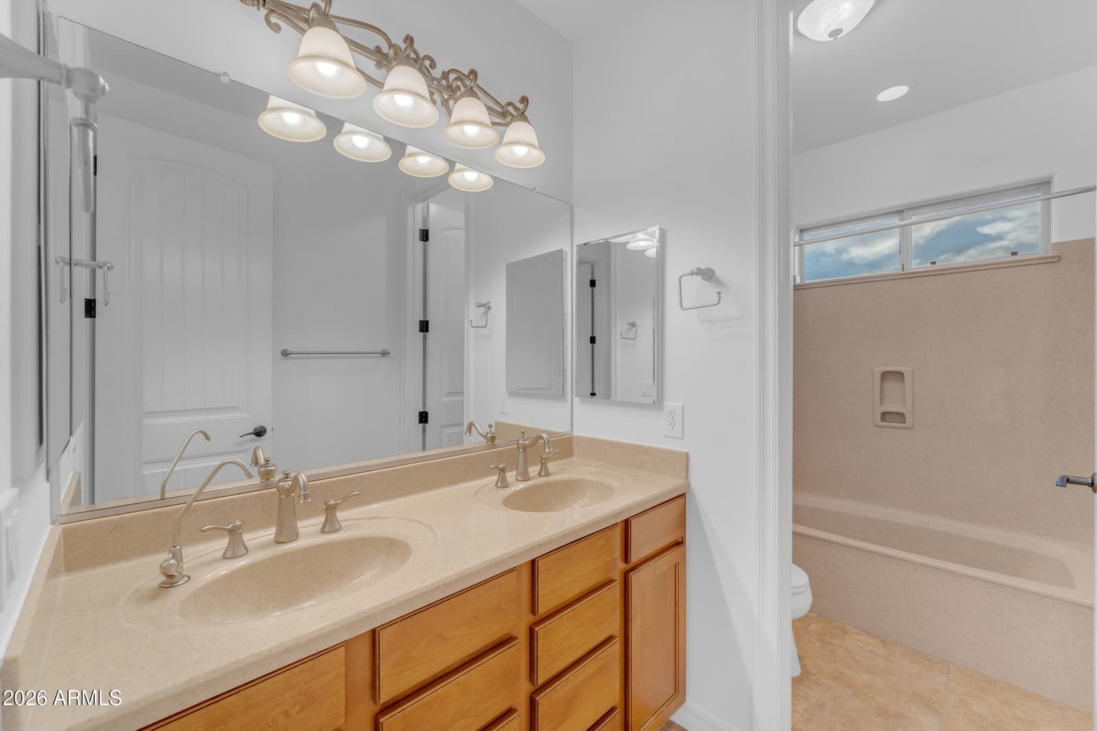 40 W TONTO Drive, Chandler, AZ 85248 — photo 37 of 62
