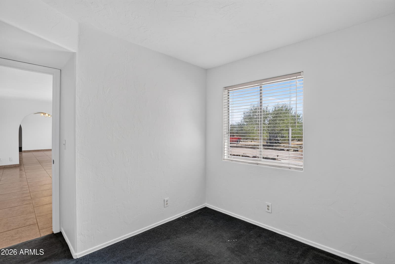 2839 N SOSSAMAN Road, Mesa, AZ 85207 — photo 12 of 57