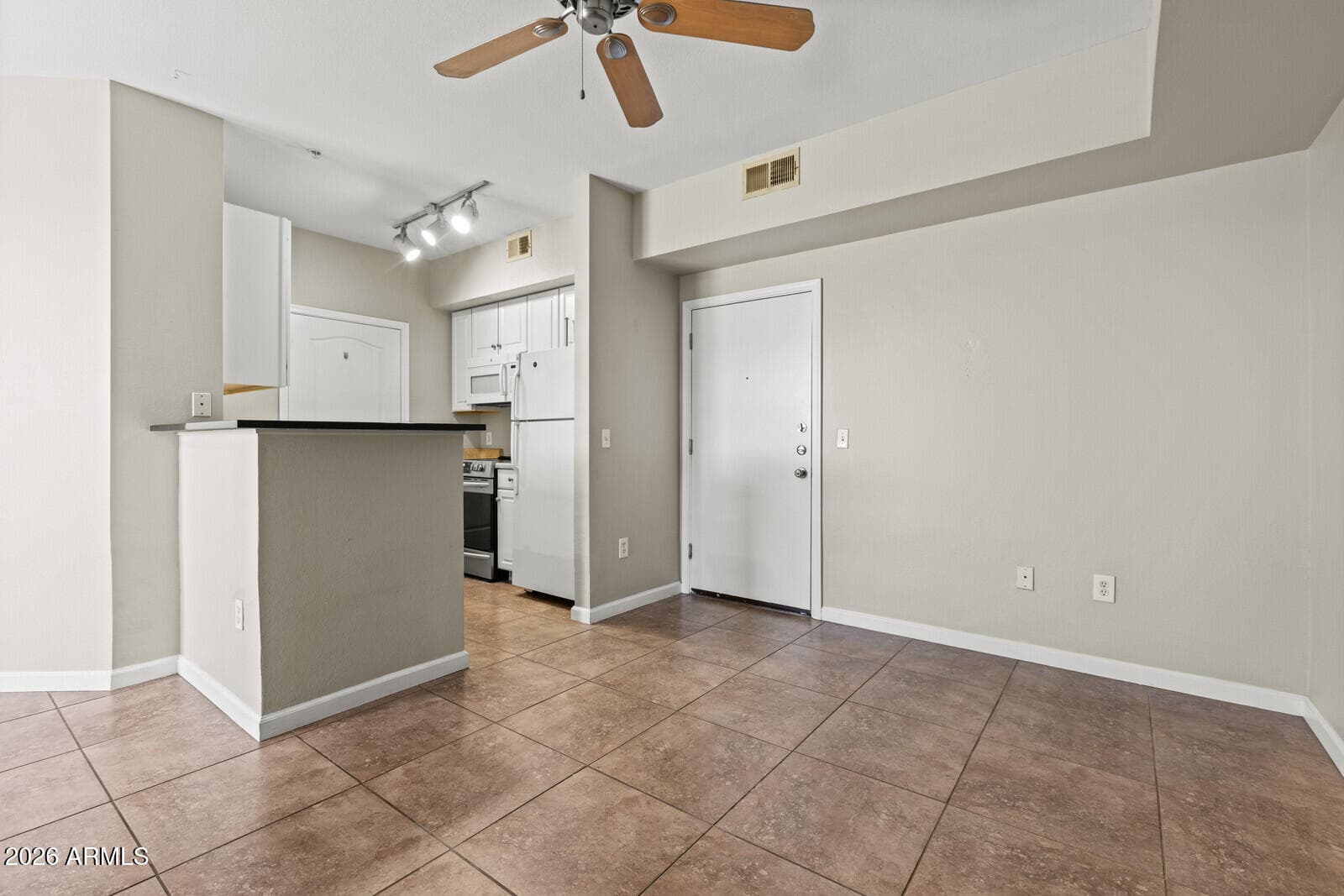 1701 E COLTER Street 147, Phoenix, AZ 85016 — photo 6 of 18