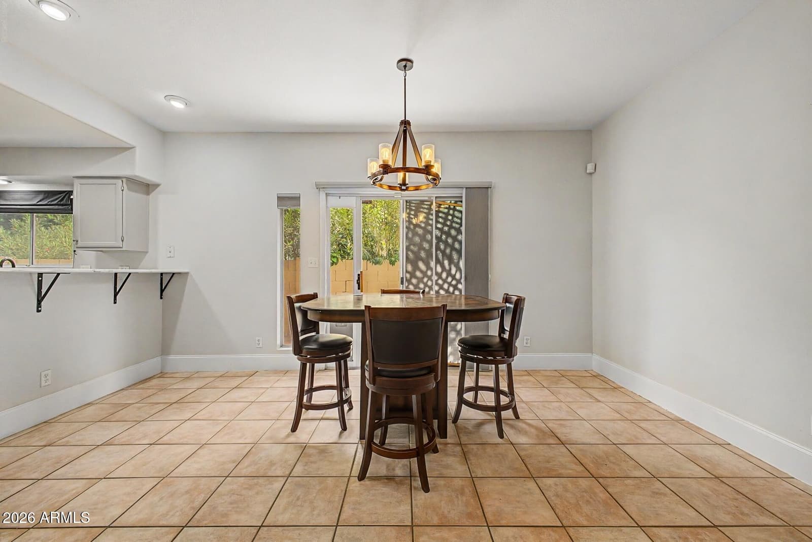 10228 N 12TH Place 1, Phoenix, AZ 85020 — photo 7 of 39