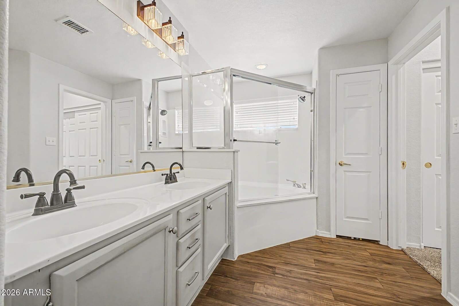10228 N 12TH Place 1, Phoenix, AZ 85020 — photo 15 of 39