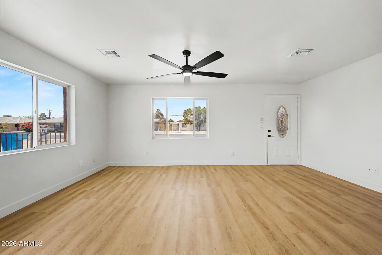 1917 W WHITTON Avenue, Phoenix, AZ 85015 — photo 9 of 33