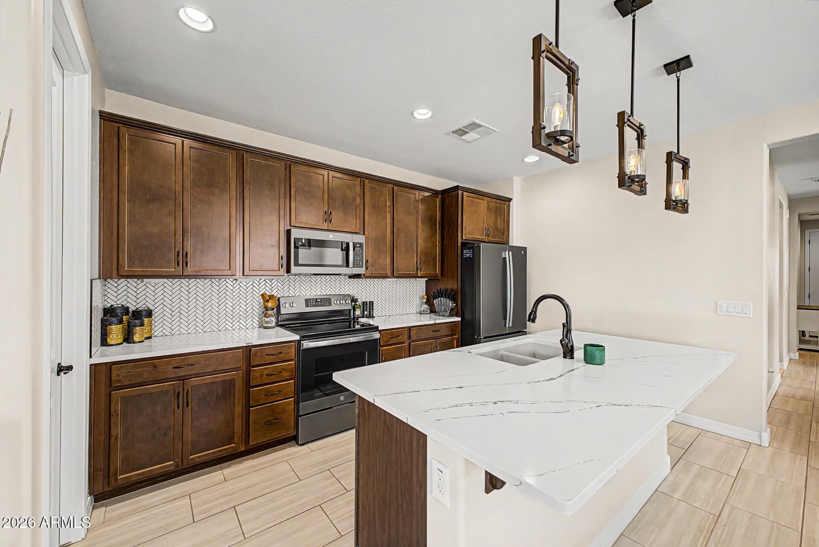 1766 W TOLTEC Drive, Coolidge, AZ 85128 — photo 10 of 40