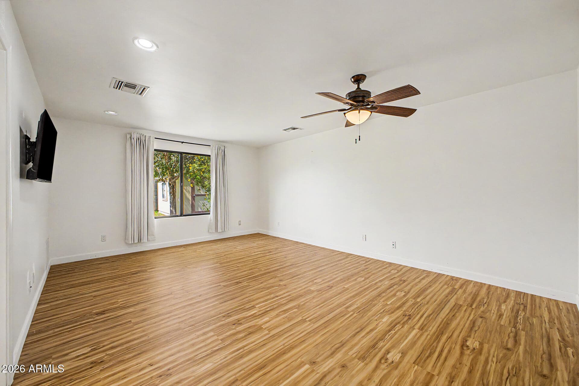 1118 E DIANA Avenue, Phoenix, AZ 85020 — photo 24 of 39