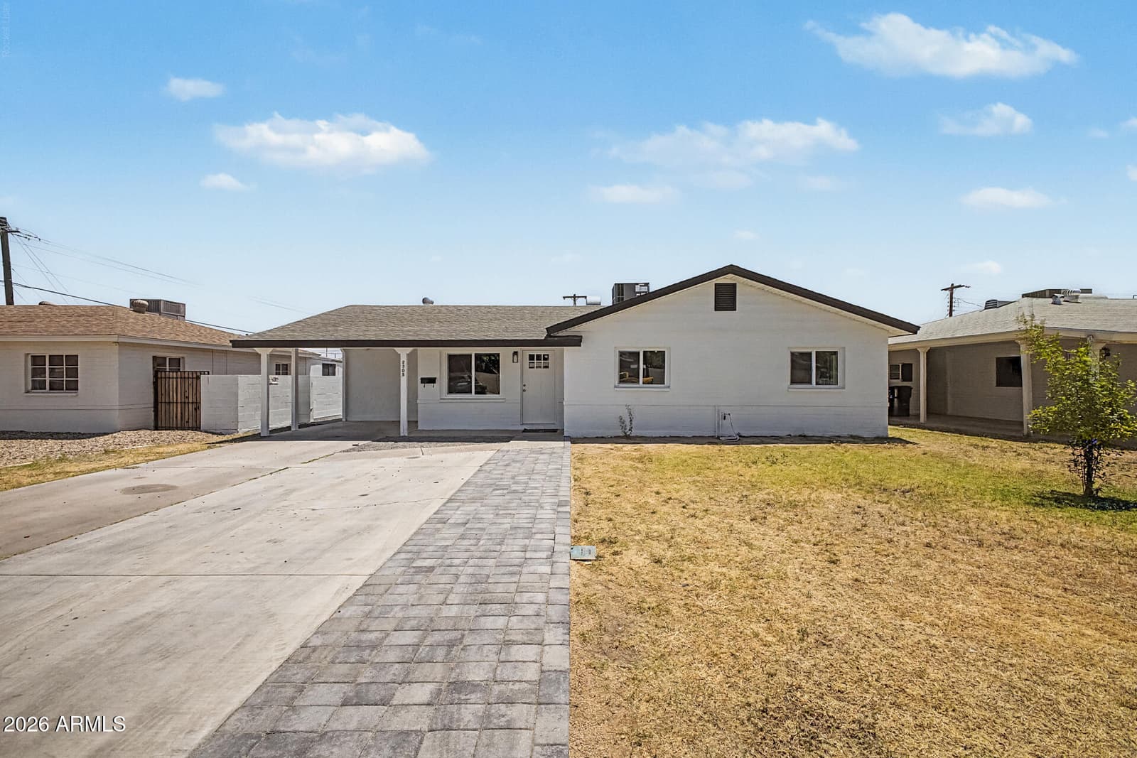 2305 W MARYLAND Avenue, Phoenix, AZ 85015 — photo 6 of 30