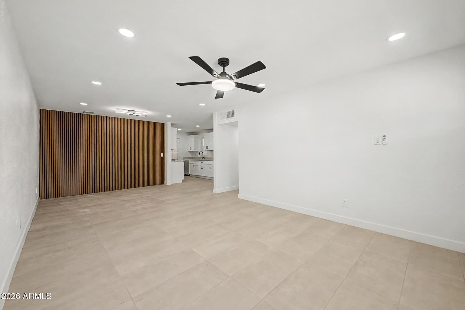 2305 W MARYLAND Avenue, Phoenix, AZ 85015 — photo 11 of 30