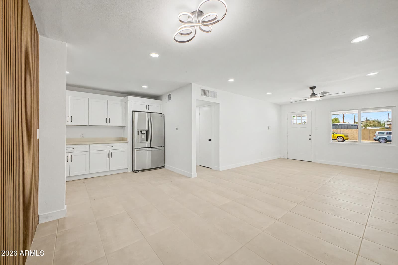2305 W MARYLAND Avenue, Phoenix, AZ 85015 — photo 1 of 30