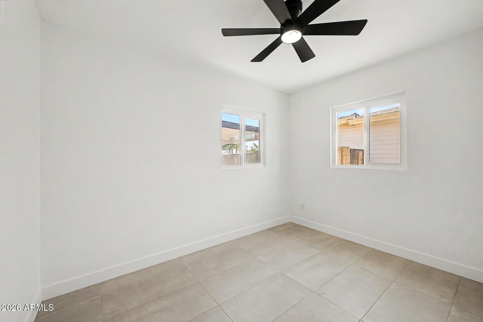 2305 W MARYLAND Avenue, Phoenix, AZ 85015 — photo 18 of 30