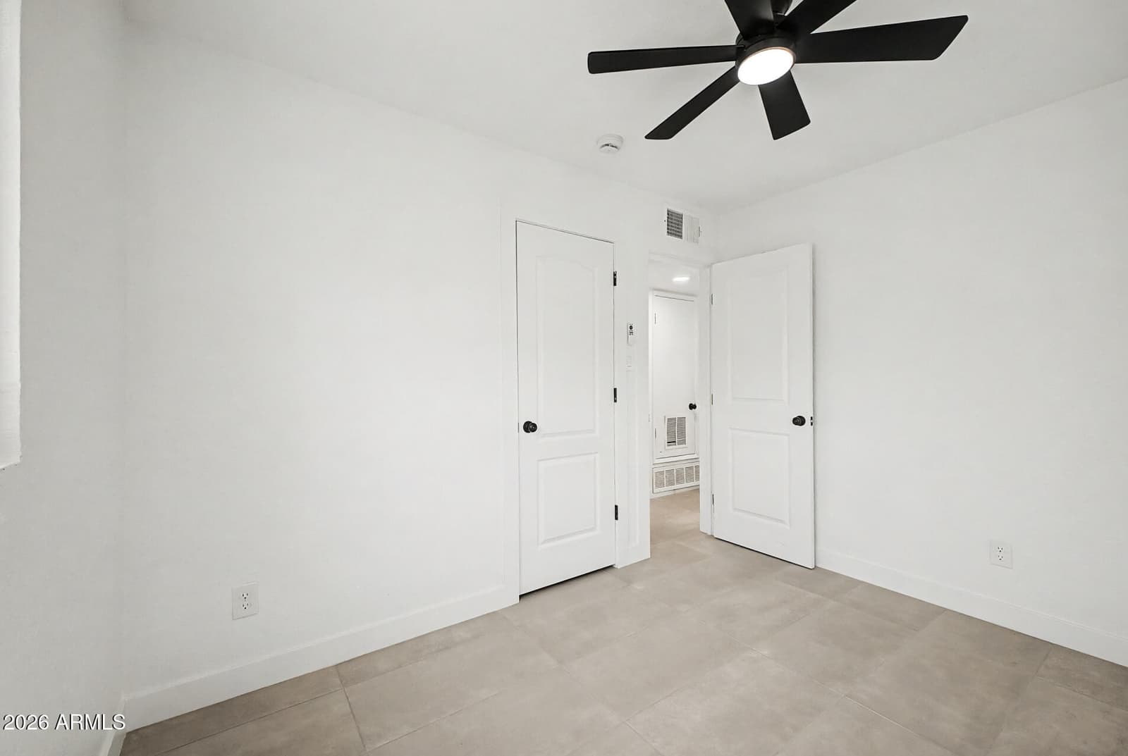2305 W MARYLAND Avenue, Phoenix, AZ 85015 — photo 19 of 30