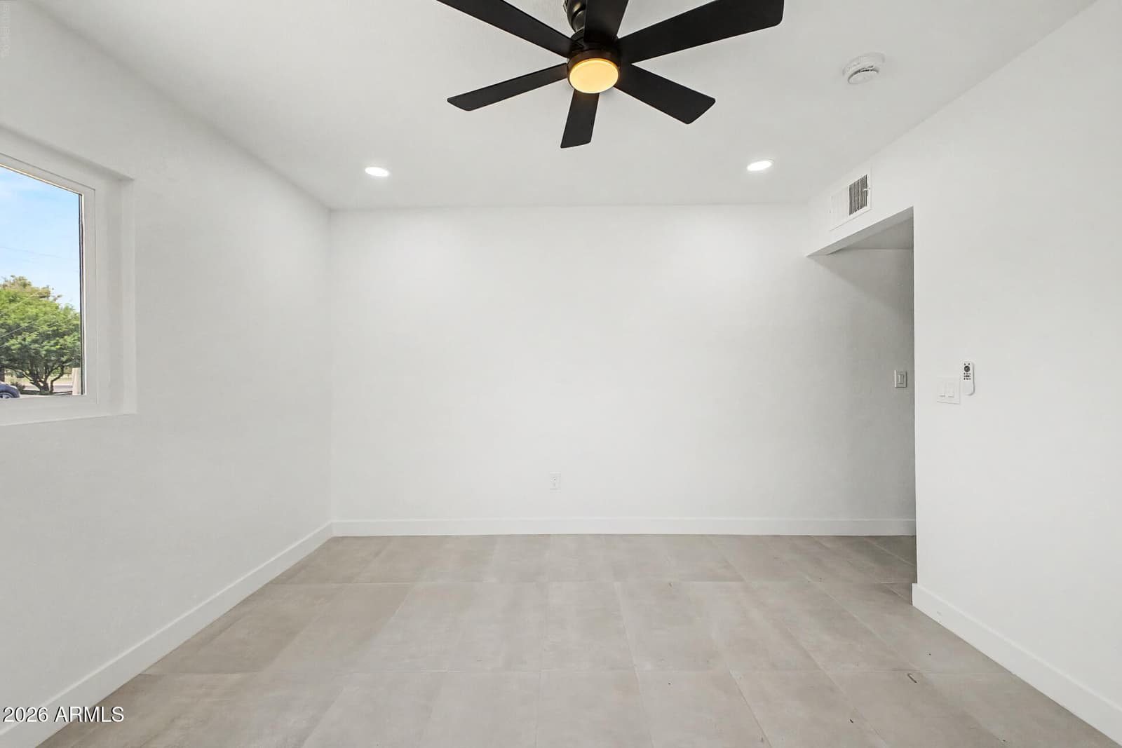 2305 W MARYLAND Avenue, Phoenix, AZ 85015 — photo 16 of 30