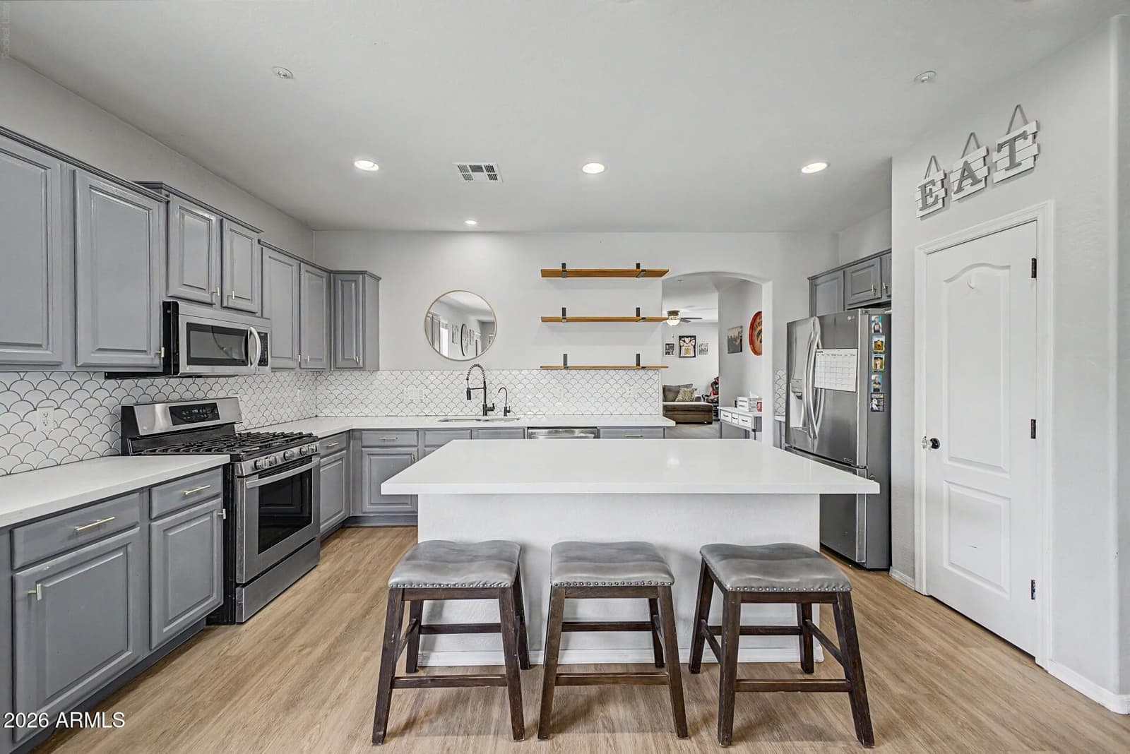 12659 W BLACKSTONE Lane, Peoria, AZ 85383 — photo 10 of 28