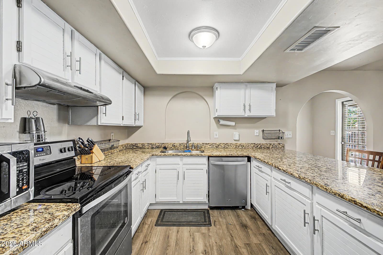 6231 E INGLEWOOD Street, Mesa, AZ 85205 — photo 12 of 29