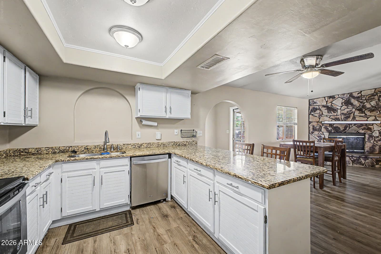 6231 E INGLEWOOD Street, Mesa, AZ 85205 — photo 13 of 29