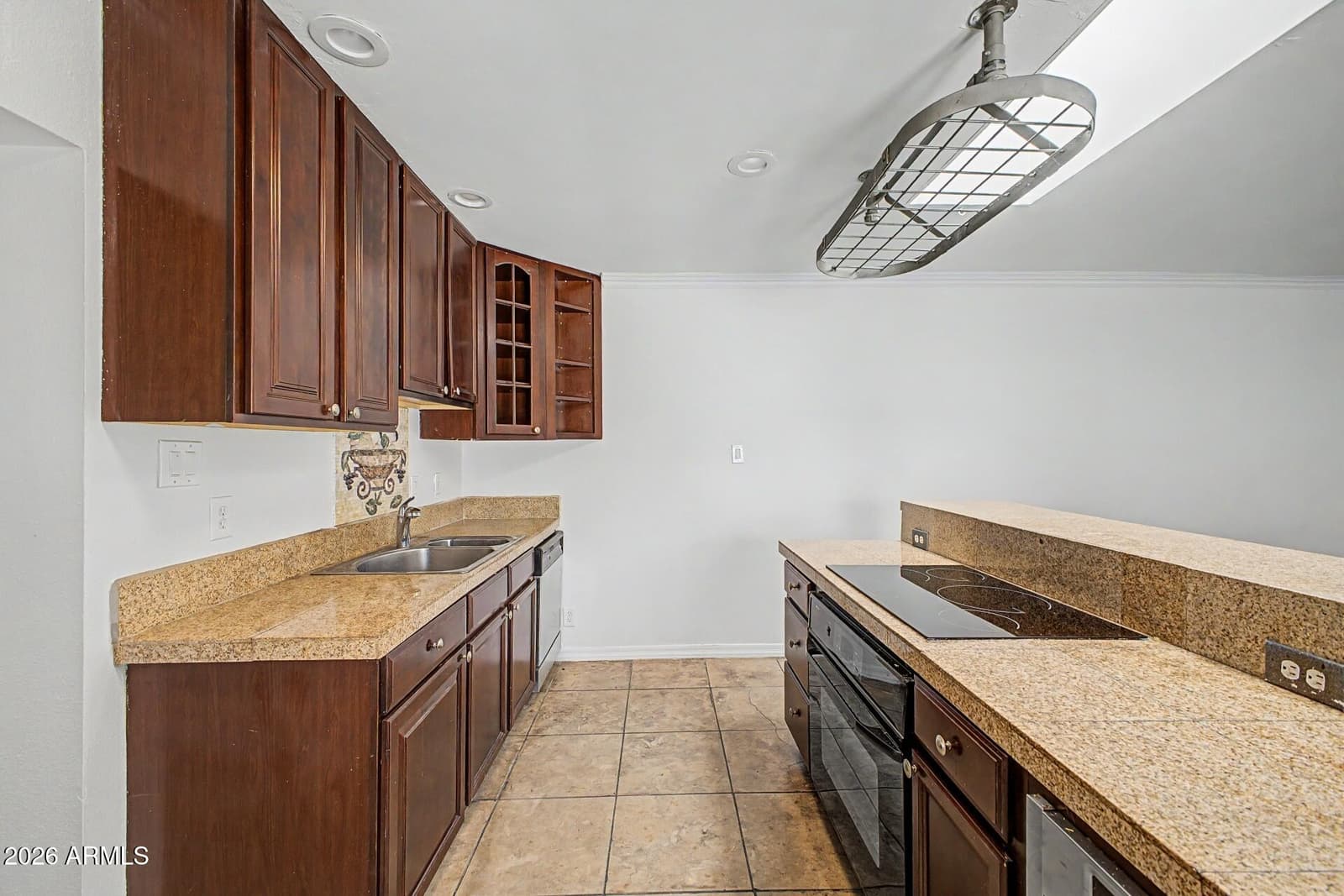 4015 N 12TH Avenue, Phoenix, AZ 85013 — photo 13 of 23
