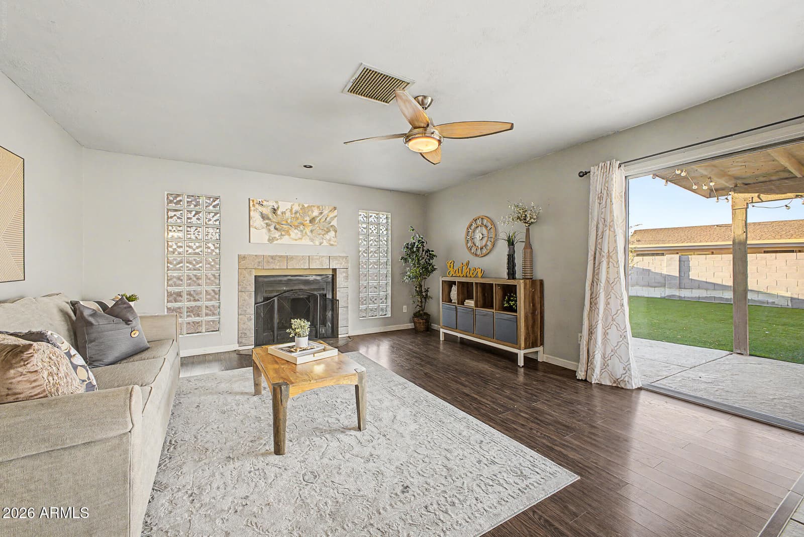 4860 E CAPISTRANO Avenue, Phoenix, AZ 85044 — photo 10 of 35