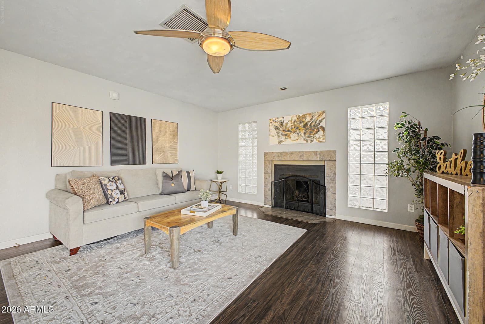 4860 E CAPISTRANO Avenue, Phoenix, AZ 85044 — photo 11 of 35