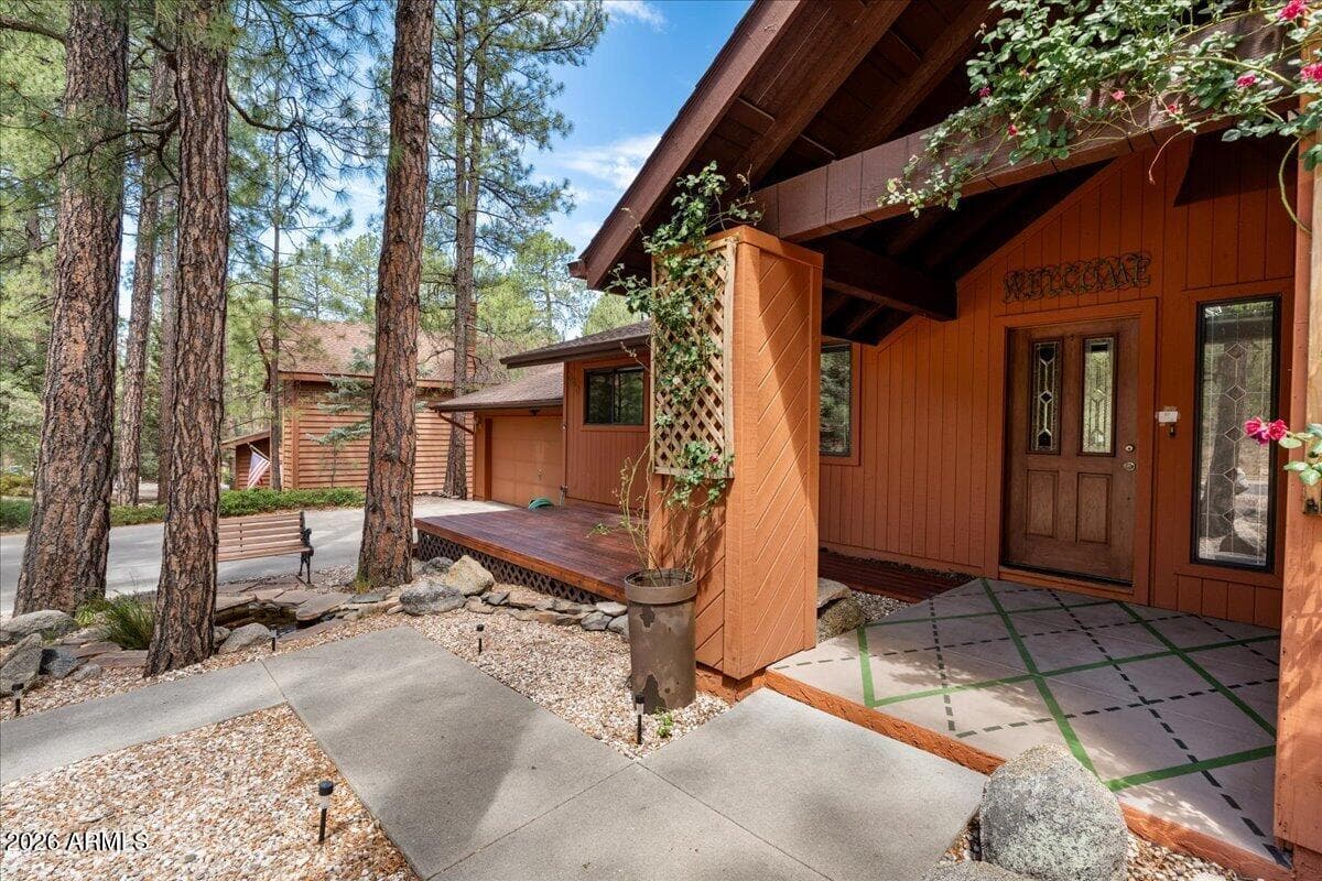 340 HIDDEN VALLEY Drive, Prescott, AZ 86303 — photo 4 of 45