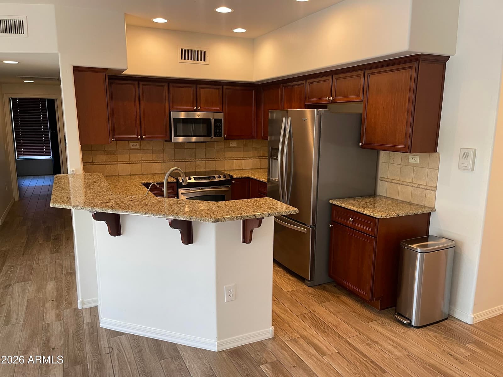 20660 N 40TH Street 2082, Phoenix, AZ 85050 — photo 6 of 37