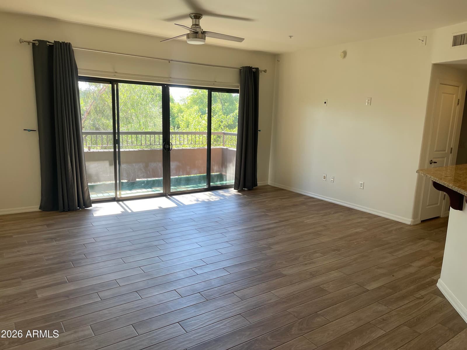20660 N 40TH Street 2082, Phoenix, AZ 85050 — photo 10 of 37