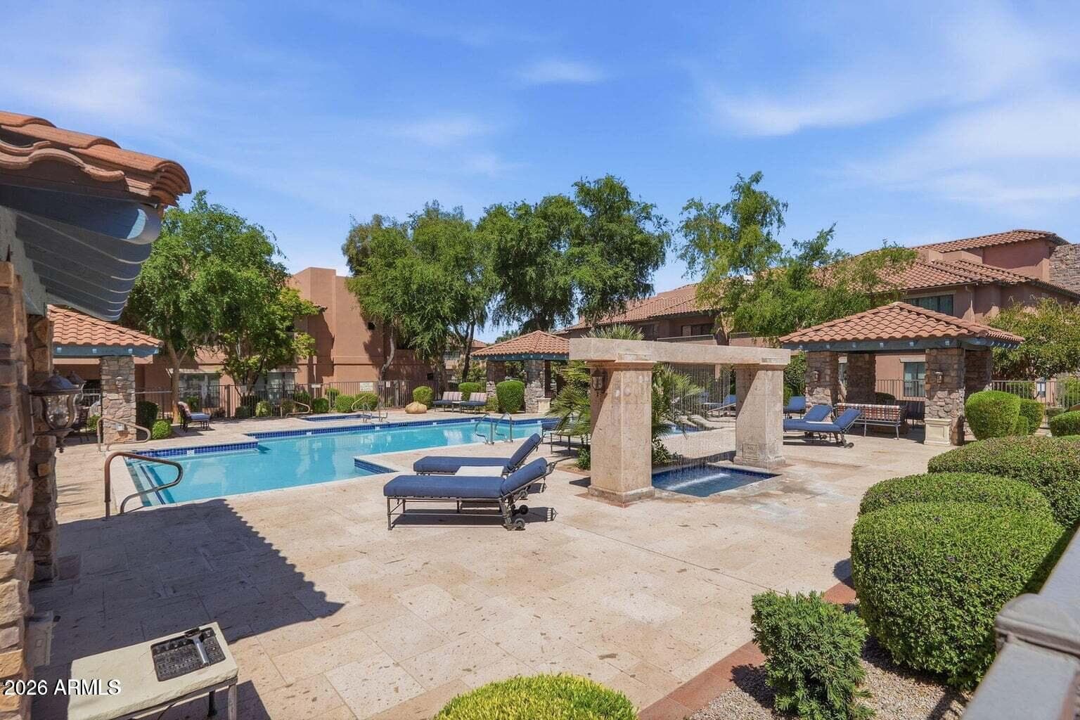 20660 N 40TH Street 2082, Phoenix, AZ 85050 — photo 33 of 37